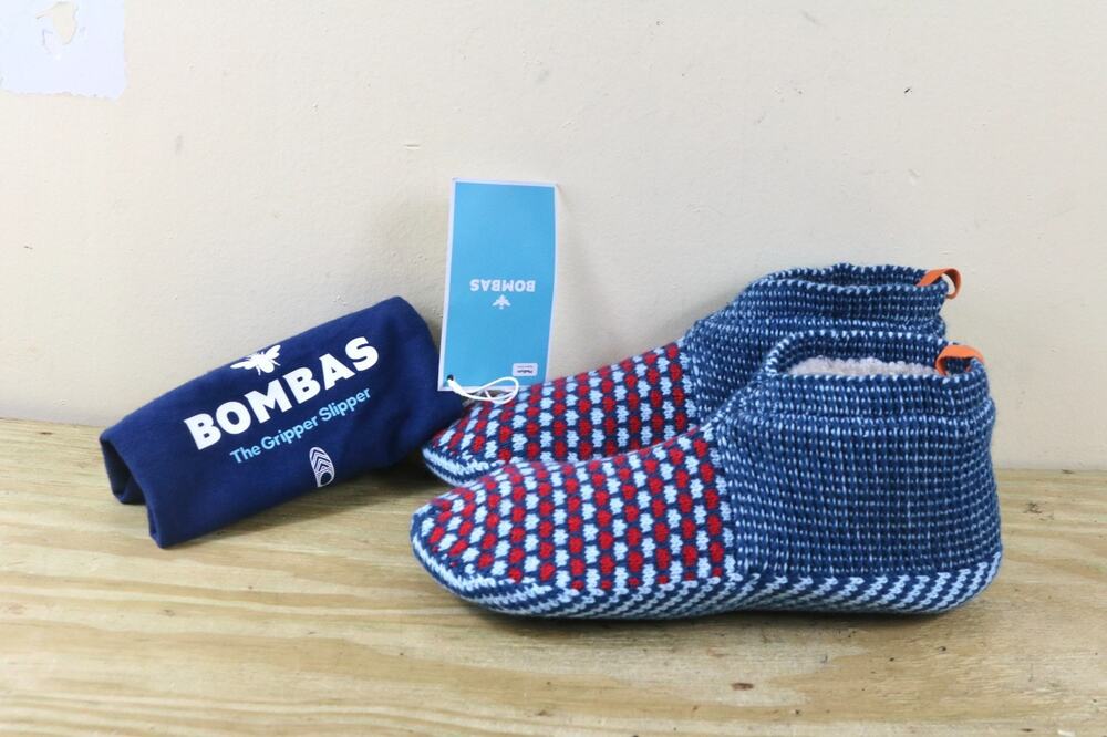 New Bombas Womens Medium Blue Red Gripper Slipper Lined Booties Slip On